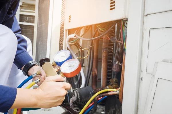 How HVAC Service Can Enhance Your System’s Performance