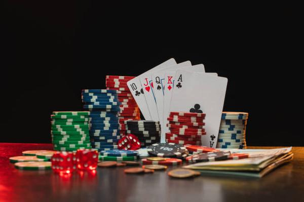 The Art of Positional Play in Online Poker